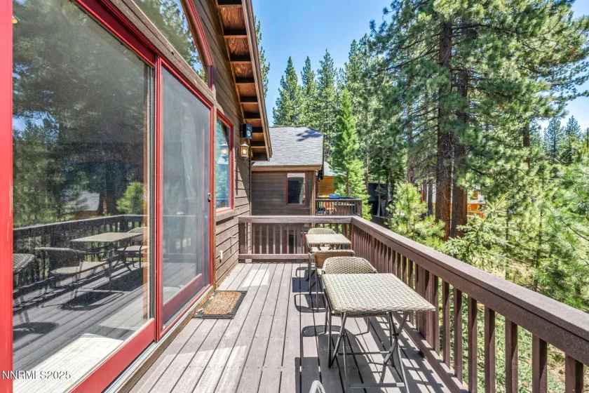 886 Rosewood, Incline Village, Nevada 89451, 4 Bedrooms Bedrooms, ,4 BathroomsBathrooms,Residential,Residential,Rosewood,250051016