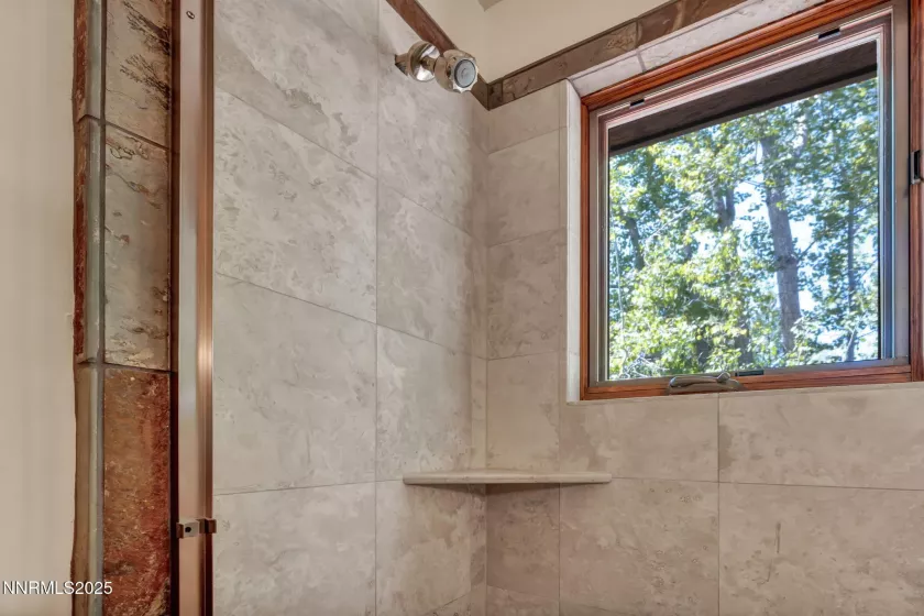 886 Rosewood, Incline Village, Nevada 89451, 4 Bedrooms Bedrooms, ,4 BathroomsBathrooms,Residential,Residential,Rosewood,250051016