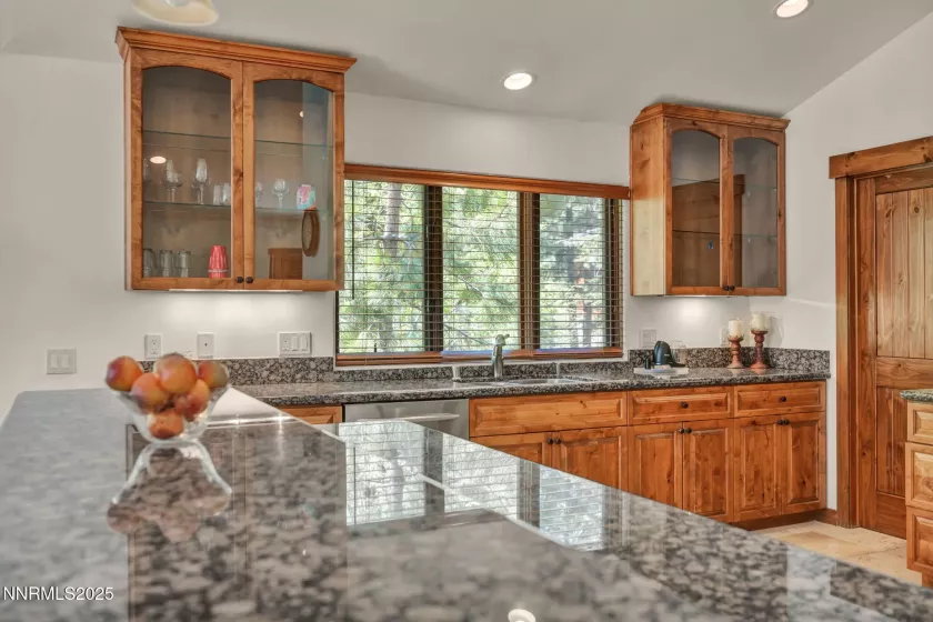 886 Rosewood, Incline Village, Nevada 89451, 4 Bedrooms Bedrooms, ,4 BathroomsBathrooms,Residential,Residential,Rosewood,250051016