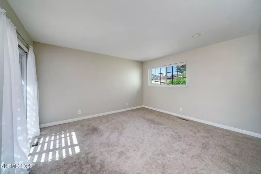 715 Emerson, Sparks, Nevada 89431, 3 Bedrooms Bedrooms, ,2 BathroomsBathrooms,Residential,Residential,Emerson,250051022