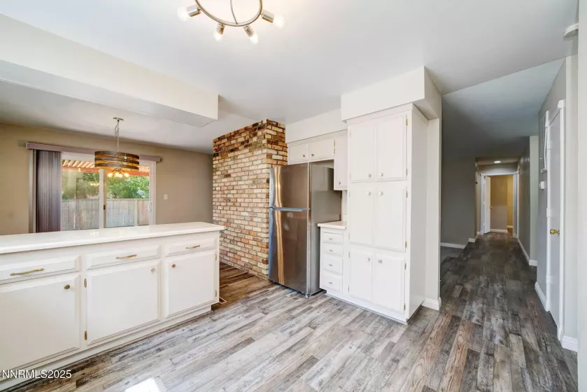 715 Emerson, Sparks, Nevada 89431, 3 Bedrooms Bedrooms, ,2 BathroomsBathrooms,Residential,Residential,Emerson,250051022