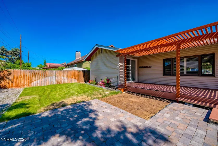 715 Emerson, Sparks, Nevada 89431, 3 Bedrooms Bedrooms, ,2 BathroomsBathrooms,Residential,Residential,Emerson,250051022