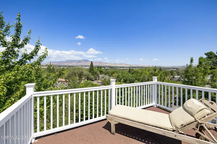 1435 Palisade, Reno, Nevada 89509, 4 Bedrooms Bedrooms, ,3 BathroomsBathrooms,Residential,Residential,Palisade,250051023