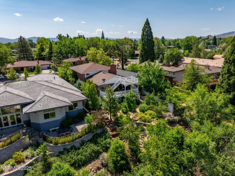 1435 Palisade, Reno, Nevada 89509, 4 Bedrooms Bedrooms, ,3 BathroomsBathrooms,Residential,Residential,Palisade,250051023