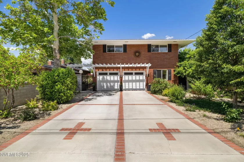 1435 Palisade, Reno, Nevada 89509, 4 Bedrooms Bedrooms, ,3 BathroomsBathrooms,Residential,Residential,Palisade,250051023