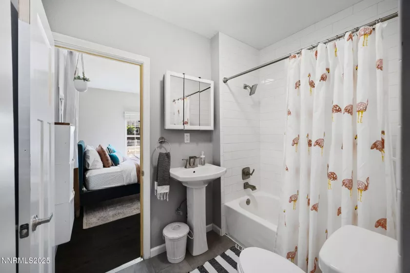 837 Wheeler, Reno, Nevada 89502, 3 Bedrooms Bedrooms, ,2 BathroomsBathrooms,Residential,Residential,Wheeler,250051025