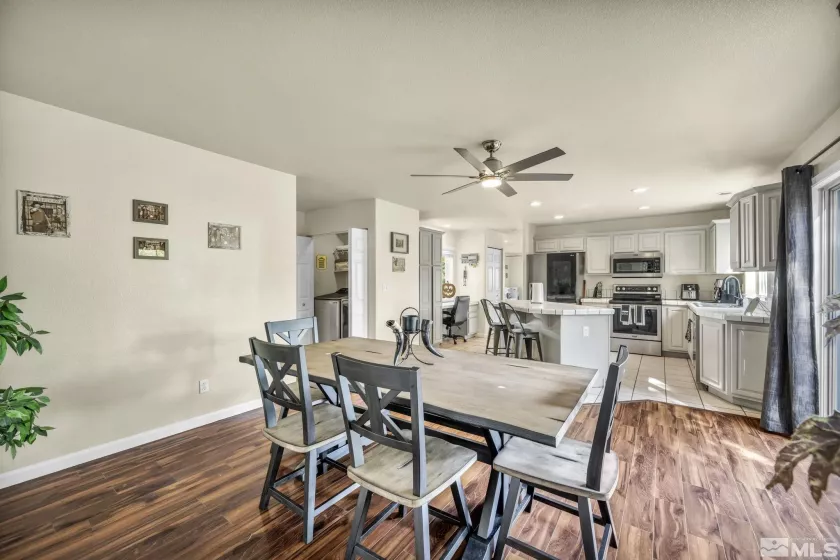 1140 Thompson, Carson City, Nevada 89703, 3 Bedrooms Bedrooms, ,3 BathroomsBathrooms,Residential,Residential,Thompson,250001246