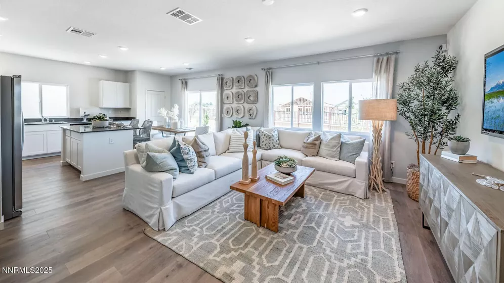 7771 Lone Prairie, Reno, Nevada 89506, 4 Bedrooms Bedrooms, ,3 BathroomsBathrooms,Residential,Residential,Lone Prairie,250051035