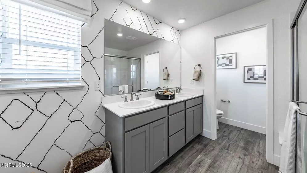 7762 Lone Prairie, Reno, Nevada 89506, 3 Bedrooms Bedrooms, ,3 BathroomsBathrooms,Residential,Residential,Lone Prairie,250051032