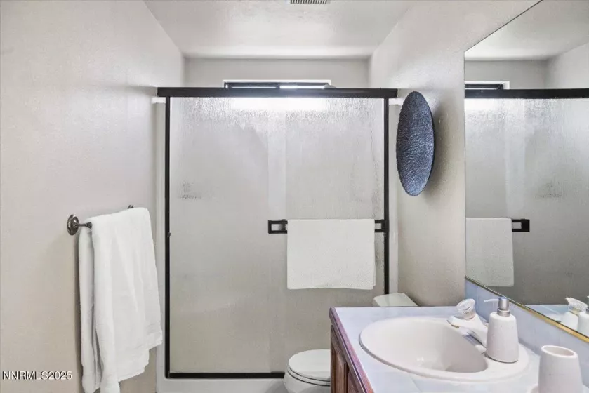 806 Bluerock, Gardnerville, Nevada 89460, 4 Bedrooms Bedrooms, ,2 BathroomsBathrooms,Residential,Residential,Bluerock,250051027
