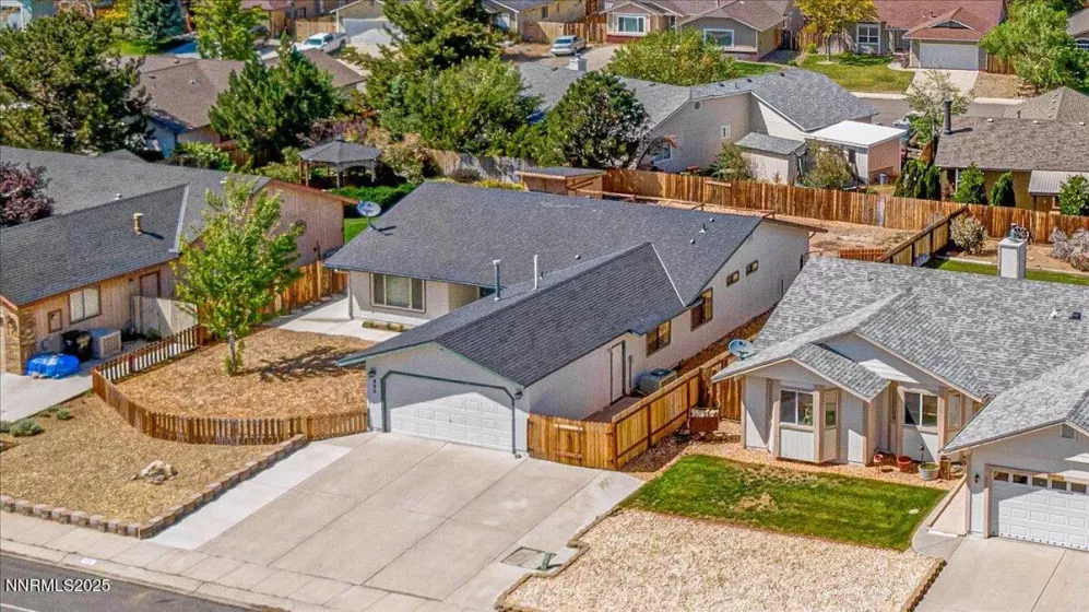 806 Bluerock, Gardnerville, Nevada 89460, 4 Bedrooms Bedrooms, ,2 BathroomsBathrooms,Residential,Residential,Bluerock,250051027