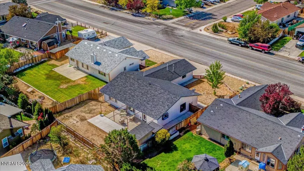 806 Bluerock, Gardnerville, Nevada 89460, 4 Bedrooms Bedrooms, ,2 BathroomsBathrooms,Residential,Residential,Bluerock,250051027