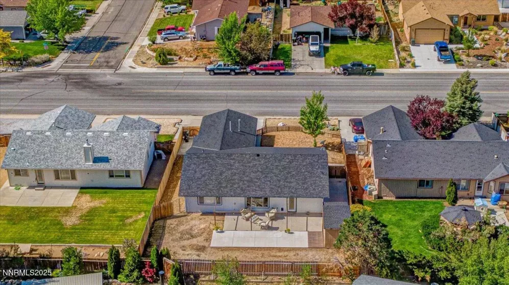 806 Bluerock, Gardnerville, Nevada 89460, 4 Bedrooms Bedrooms, ,2 BathroomsBathrooms,Residential,Residential,Bluerock,250051027