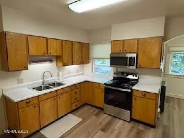 609 10th, Reno, Nevada 89503, 2 Bedrooms Bedrooms, ,1 BathroomBathrooms,Residential Lease,Manufactured,10th,250051036