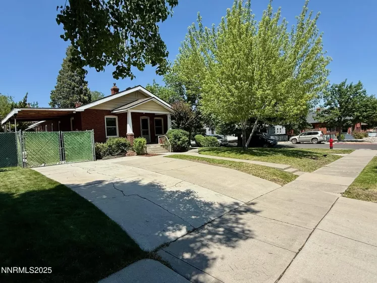 609 10th, Reno, Nevada 89503, 2 Bedrooms Bedrooms, ,1 BathroomBathrooms,Residential Lease,Manufactured,10th,250051036