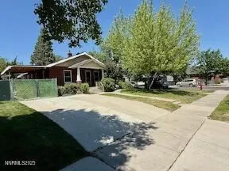 609 10th, Reno, Nevada 89503, 2 Bedrooms Bedrooms, ,1 BathroomBathrooms,Residential Lease,Manufactured,10th,250051036