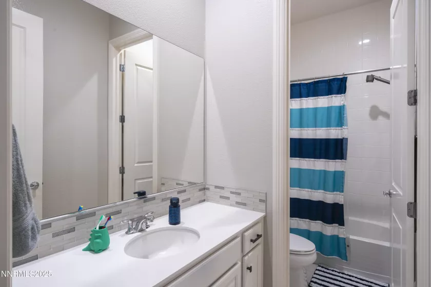 15058 Iron River, Reno, Nevada 89521, 4 Bedrooms Bedrooms, ,4 BathroomsBathrooms,Residential,Residential,Iron River,250051037