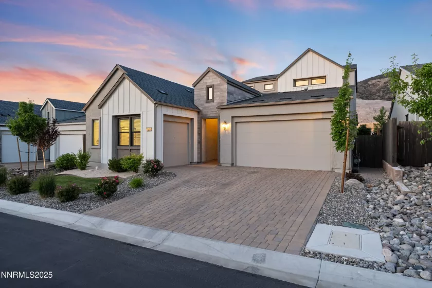 15058 Iron River, Reno, Nevada 89521, 4 Bedrooms Bedrooms, ,4 BathroomsBathrooms,Residential,Residential,Iron River,250051037
