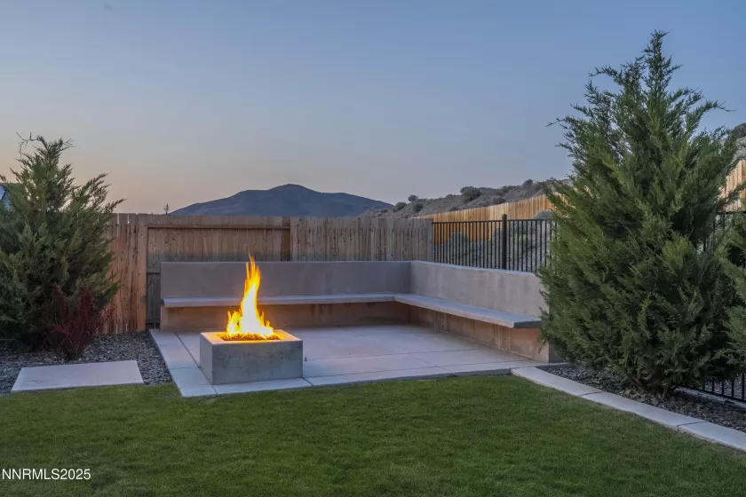 15058 Iron River, Reno, Nevada 89521, 4 Bedrooms Bedrooms, ,4 BathroomsBathrooms,Residential,Residential,Iron River,250051037