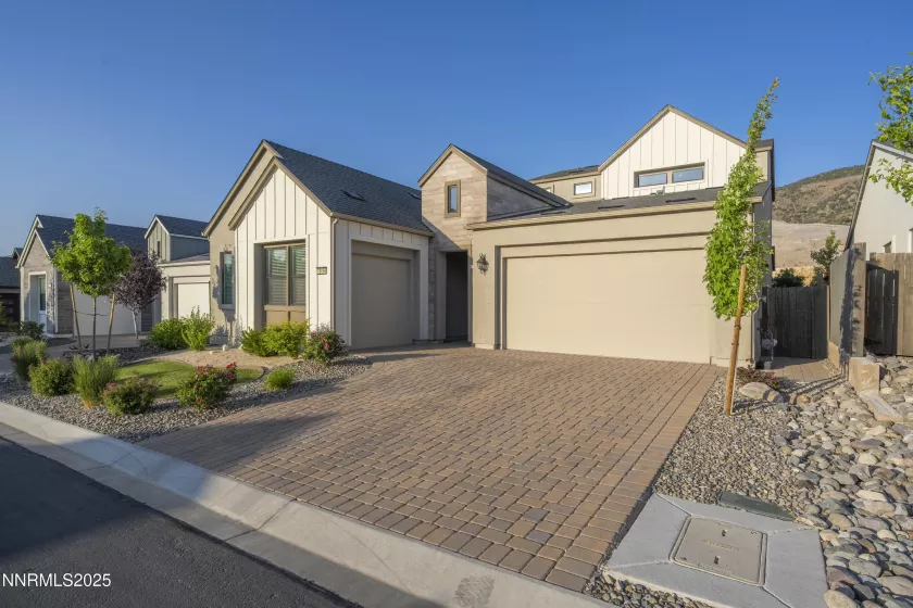 15058 Iron River, Reno, Nevada 89521, 4 Bedrooms Bedrooms, ,4 BathroomsBathrooms,Residential,Residential,Iron River,250051037