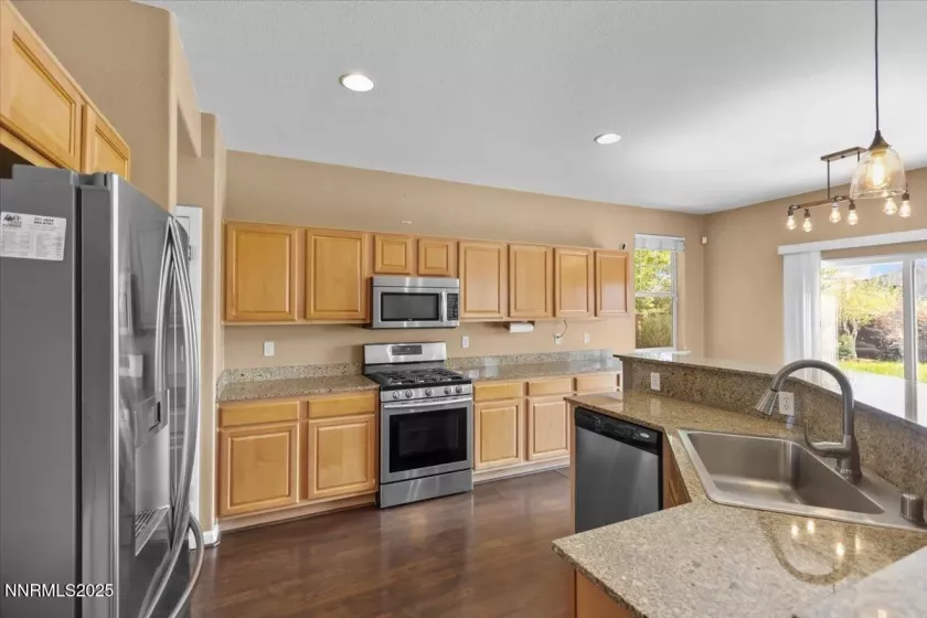 6595 Geranium, Sparks, Nevada 89436, 3 Bedrooms Bedrooms, ,3 BathroomsBathrooms,Residential,Residential,Geranium,250051042