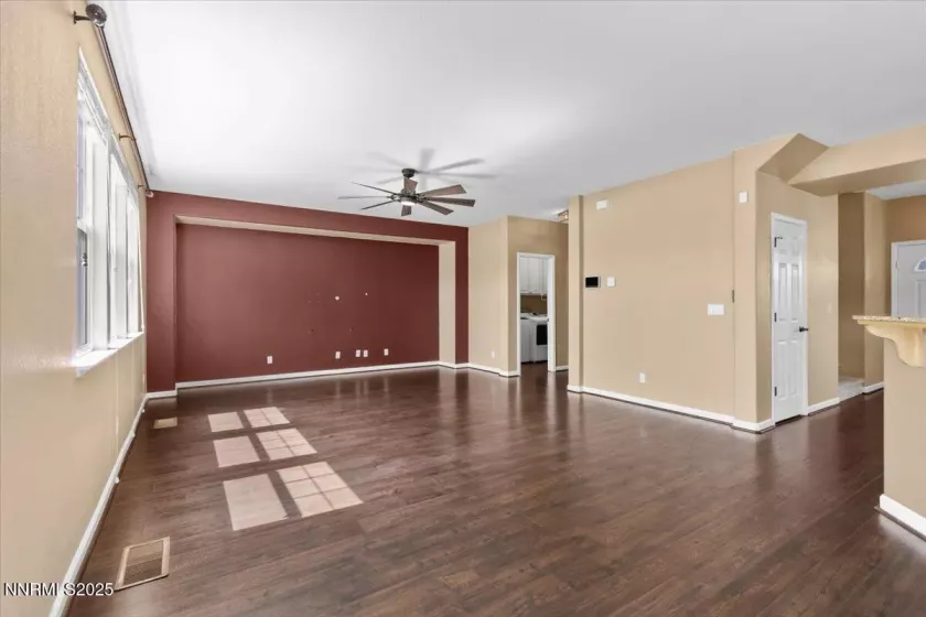 6595 Geranium, Sparks, Nevada 89436, 3 Bedrooms Bedrooms, ,3 BathroomsBathrooms,Residential,Residential,Geranium,250051042