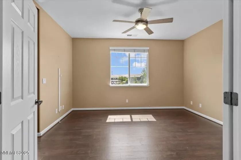 6595 Geranium, Sparks, Nevada 89436, 3 Bedrooms Bedrooms, ,3 BathroomsBathrooms,Residential,Residential,Geranium,250051042