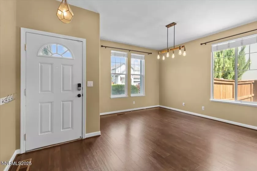 6595 Geranium, Sparks, Nevada 89436, 3 Bedrooms Bedrooms, ,3 BathroomsBathrooms,Residential,Residential,Geranium,250051042