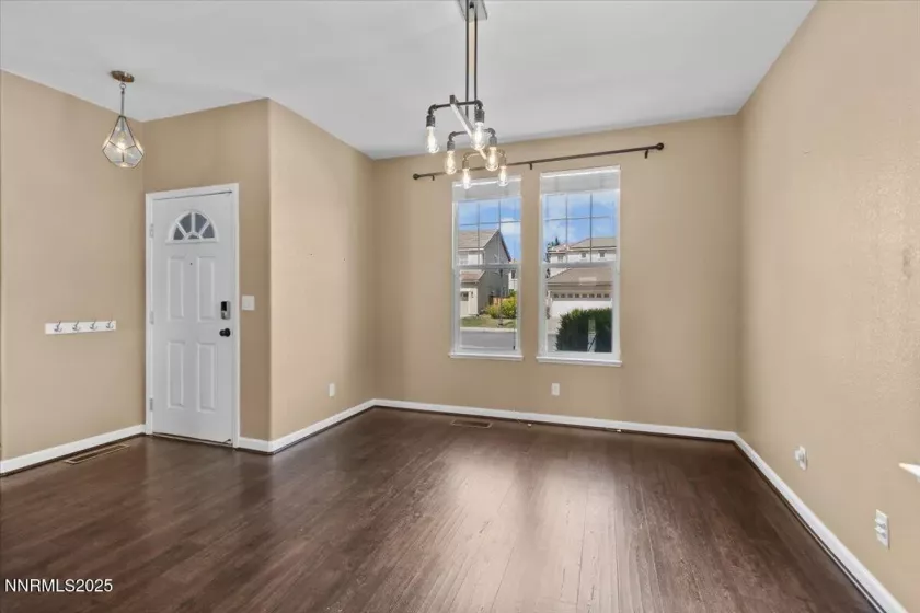 6595 Geranium, Sparks, Nevada 89436, 3 Bedrooms Bedrooms, ,3 BathroomsBathrooms,Residential,Residential,Geranium,250051042