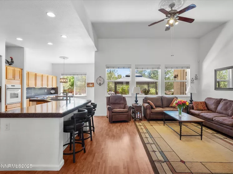 8042 Calabaza, Sparks, Nevada 89436, 5 Bedrooms Bedrooms, ,3 BathroomsBathrooms,Residential,Residential,Calabaza,250051046