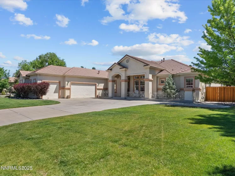 8042 Calabaza, Sparks, Nevada 89436, 5 Bedrooms Bedrooms, ,3 BathroomsBathrooms,Residential,Residential,Calabaza,250051046
