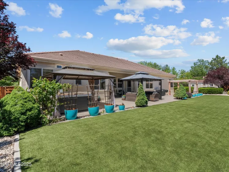 8042 Calabaza, Sparks, Nevada 89436, 5 Bedrooms Bedrooms, ,3 BathroomsBathrooms,Residential,Residential,Calabaza,250051046