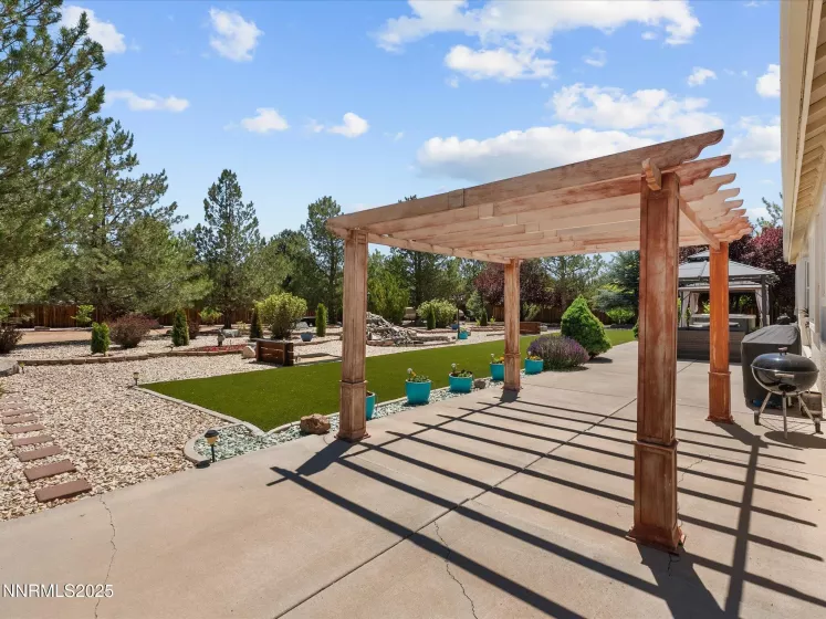 8042 Calabaza, Sparks, Nevada 89436, 5 Bedrooms Bedrooms, ,3 BathroomsBathrooms,Residential,Residential,Calabaza,250051046