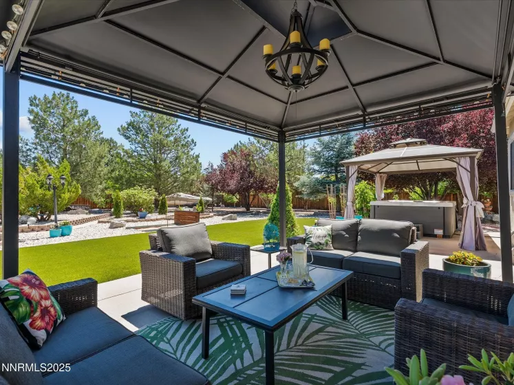 8042 Calabaza, Sparks, Nevada 89436, 5 Bedrooms Bedrooms, ,3 BathroomsBathrooms,Residential,Residential,Calabaza,250051046