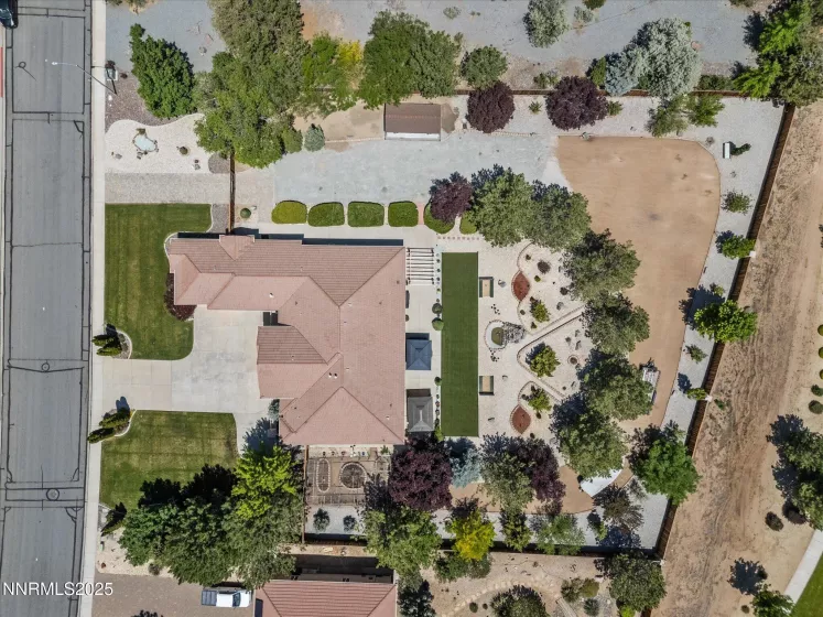 8042 Calabaza, Sparks, Nevada 89436, 5 Bedrooms Bedrooms, ,3 BathroomsBathrooms,Residential,Residential,Calabaza,250051046