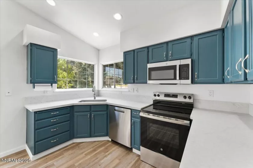 4755 Vista Mountain, Sparks, Nevada 89436, 3 Bedrooms Bedrooms, ,2 BathroomsBathrooms,Residential,Residential,Vista Mountain,250051056