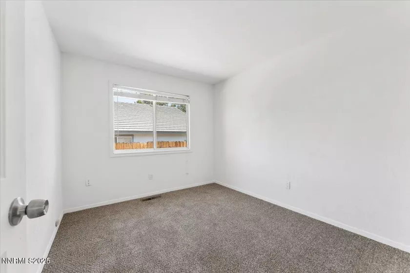 4755 Vista Mountain, Sparks, Nevada 89436, 3 Bedrooms Bedrooms, ,2 BathroomsBathrooms,Residential,Residential,Vista Mountain,250051056