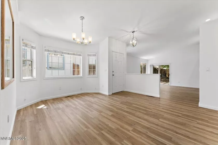 4755 Vista Mountain, Sparks, Nevada 89436, 3 Bedrooms Bedrooms, ,2 BathroomsBathrooms,Residential,Residential,Vista Mountain,250051056