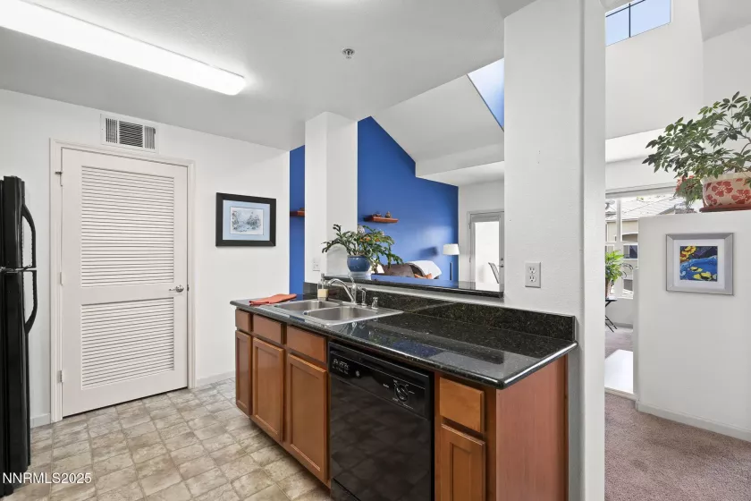 9050 Double R, Reno, Nevada 89521, 1 Bedroom Bedrooms, ,1 BathroomBathrooms,Residential,Residential,Double R,250051061