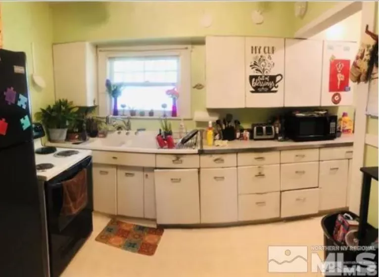 420 12th, Lovelock, Nevada 89419, 2 Bedrooms Bedrooms, ,1 BathroomBathrooms,Residential,Residential,12th,240015601