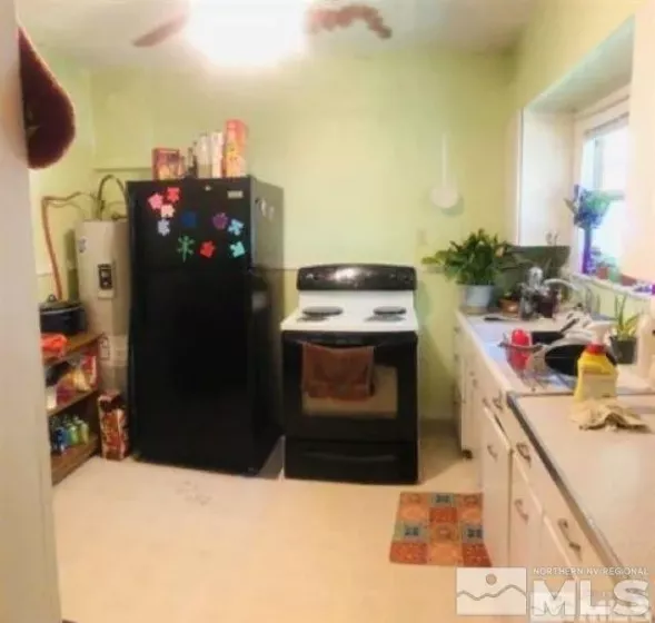 420 12th, Lovelock, Nevada 89419, 2 Bedrooms Bedrooms, ,1 BathroomBathrooms,Residential,Residential,12th,240015601