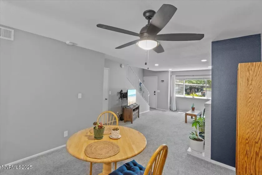 423 Barclay Ct, Reno, Nevada 89511, 2 Bedrooms Bedrooms, ,3 BathroomsBathrooms,Residential,Residential,Barclay Ct,250051075