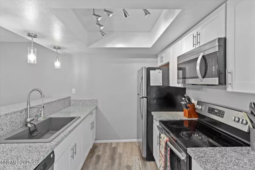 423 Barclay Ct, Reno, Nevada 89511, 2 Bedrooms Bedrooms, ,3 BathroomsBathrooms,Residential,Residential,Barclay Ct,250051075