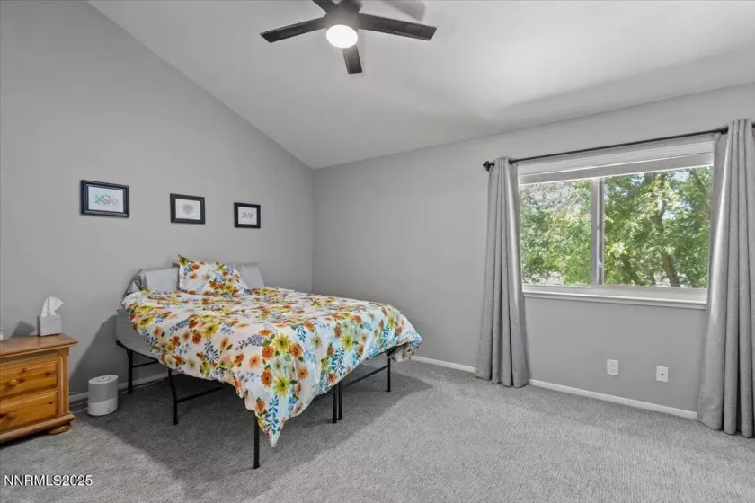 423 Barclay Ct, Reno, Nevada 89511, 2 Bedrooms Bedrooms, ,3 BathroomsBathrooms,Residential,Residential,Barclay Ct,250051075