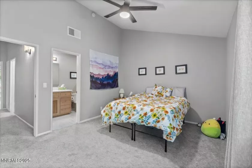 423 Barclay Ct, Reno, Nevada 89511, 2 Bedrooms Bedrooms, ,3 BathroomsBathrooms,Residential,Residential,Barclay Ct,250051075
