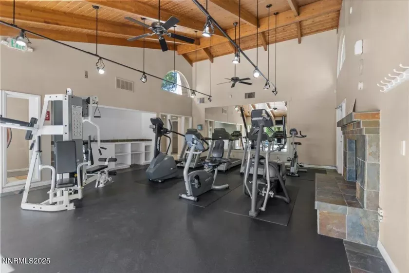 423 Barclay Ct, Reno, Nevada 89511, 2 Bedrooms Bedrooms, ,3 BathroomsBathrooms,Residential,Residential,Barclay Ct,250051075