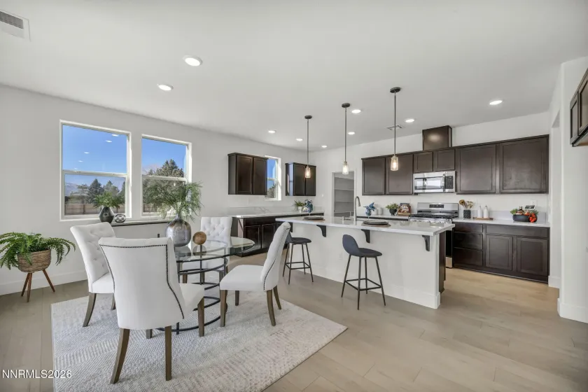 8601 Crandell, Reno, Nevada 89506, 3 Bedrooms Bedrooms, ,3 BathroomsBathrooms,Residential,Residential,Crandell,250051078