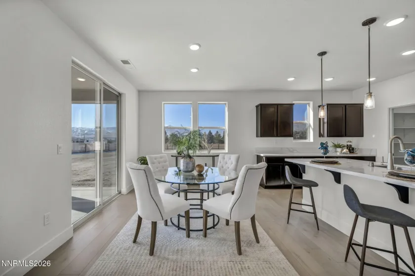 8601 Crandell, Reno, Nevada 89506, 3 Bedrooms Bedrooms, ,3 BathroomsBathrooms,Residential,Residential,Crandell,250051078