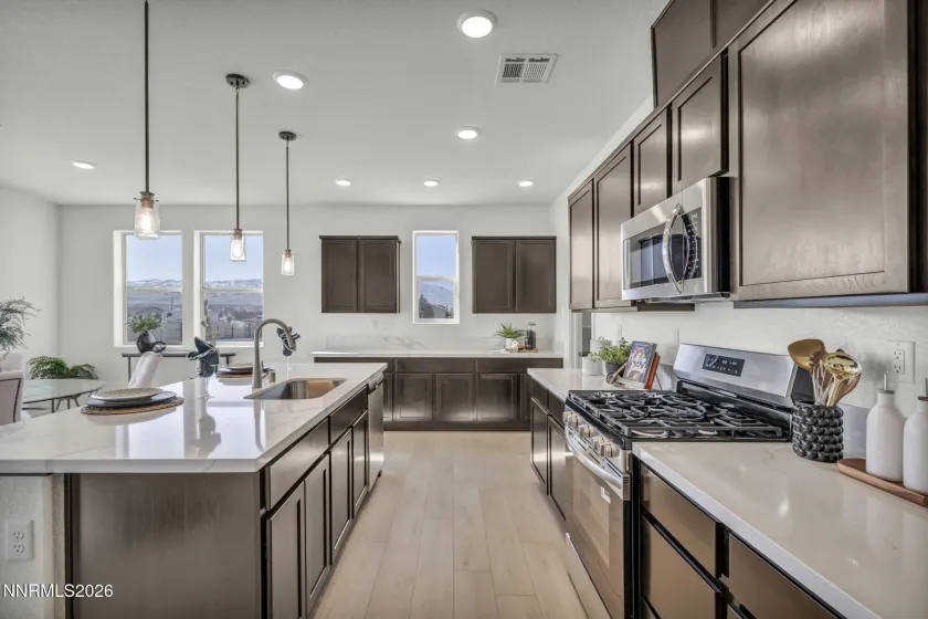 8601 Crandell, Reno, Nevada 89506, 3 Bedrooms Bedrooms, ,3 BathroomsBathrooms,Residential,Residential,Crandell,250051078