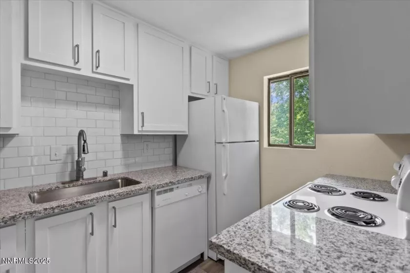 4577 Reggie, Reno, Nevada 89502, 1 Bedroom Bedrooms, ,1 BathroomBathrooms,Residential,Residential,Reggie,250051076